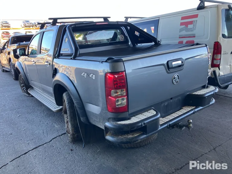 2018 Holden Colorado Used VIN MMU148MK0JH643700 – dashboard