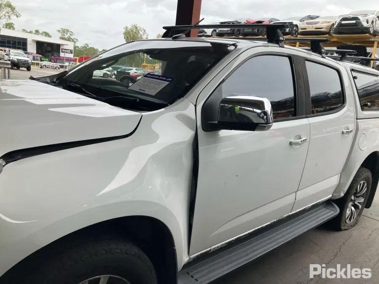 2018 Holden Colorado Damaged VIN MMU148MK0KH607331 – rear exterior