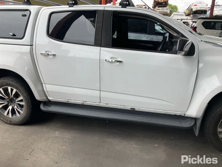 2018 Holden Colorado Damaged VIN MMU148MK0KH607331 – side profile