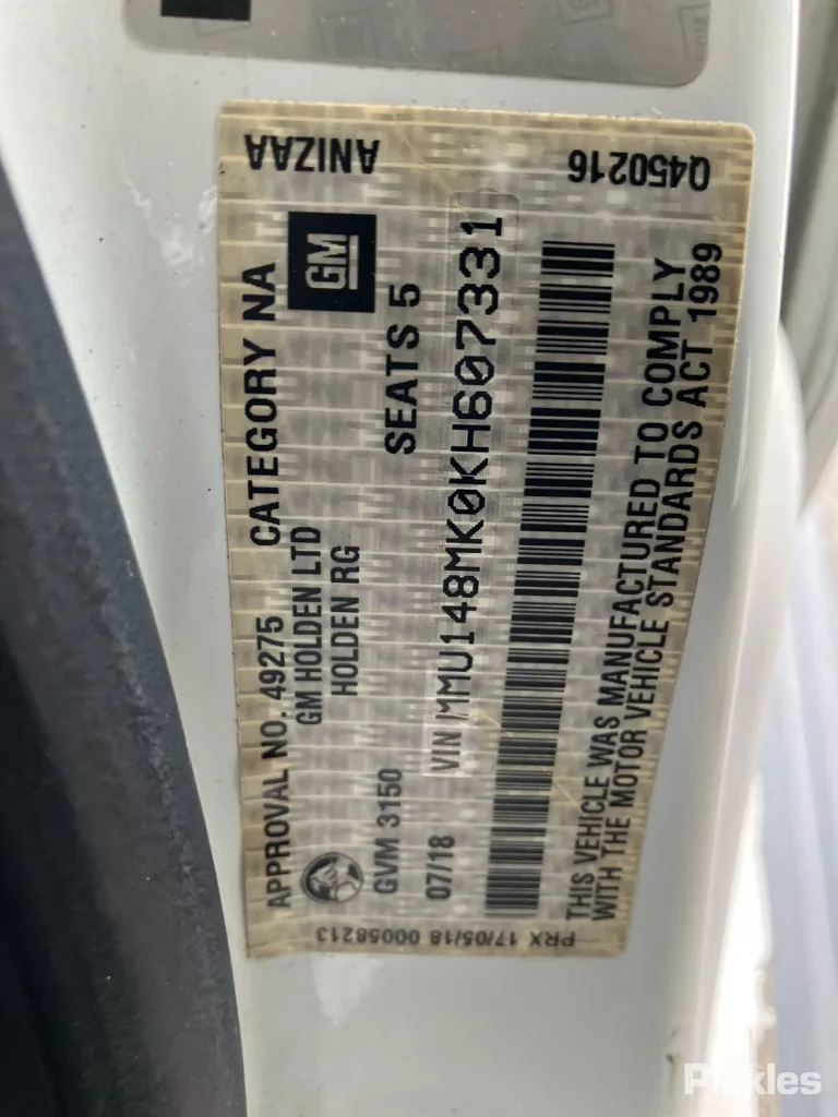 2018 Holden Colorado Damaged VIN MMU148MK0KH607331 – dashboard