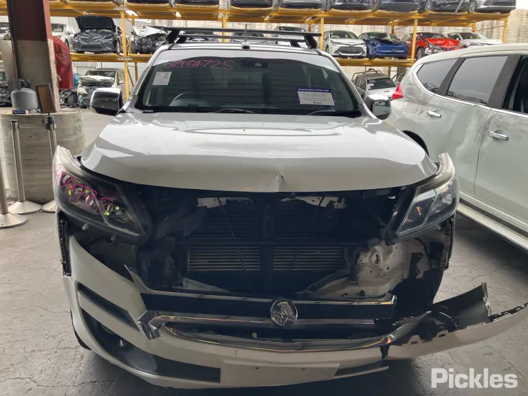 2018 Holden Colorado Damaged VIN MMU148MK0KH607331 – engine bay