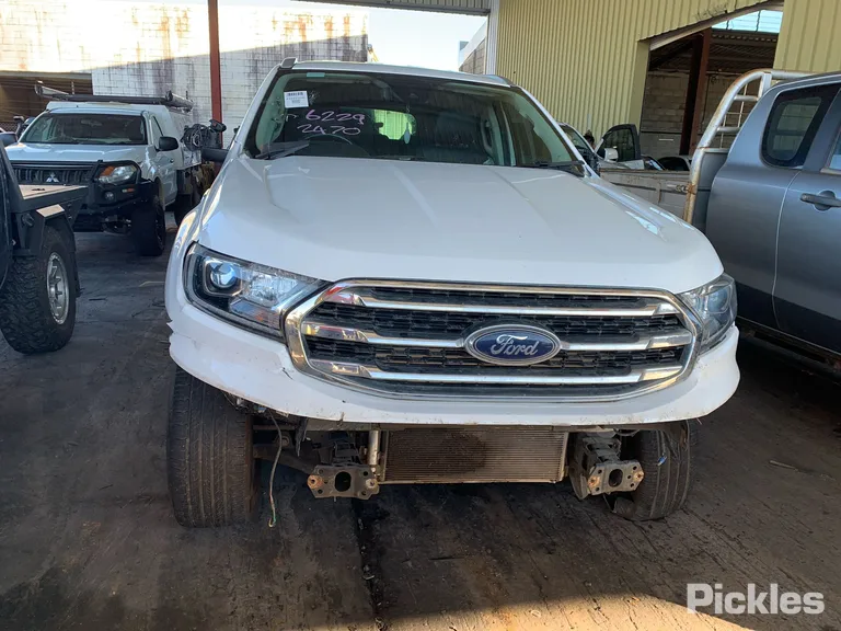 2020 Ford Everest Used VIN MNAAXXMAWALK27221 – side profile