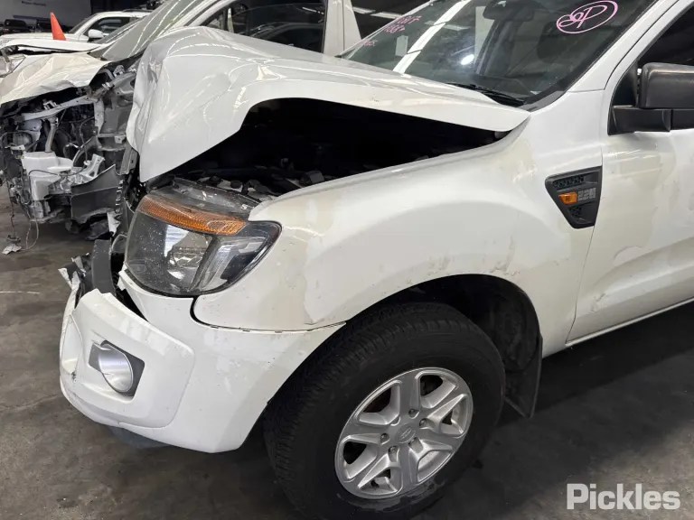 2012 Ford Ranger Damaged VIN MNAUMFF80CW114987 – side profile