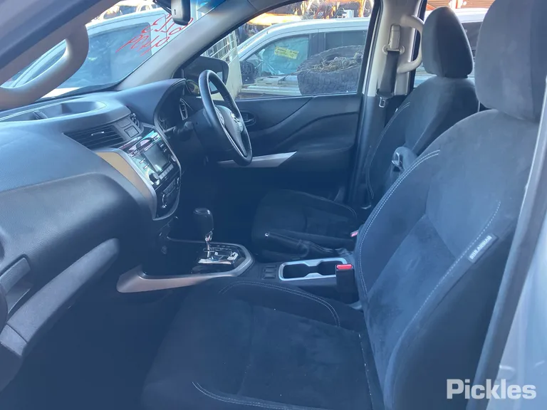 2016 Nissan Navara Used VIN MNTCB4D23A0013607 – photo 27