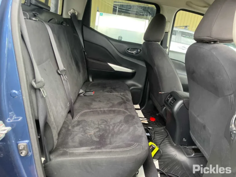 2016 Nissan Navara Damaged VIN MNTCB4D23A0021712 – engine bay