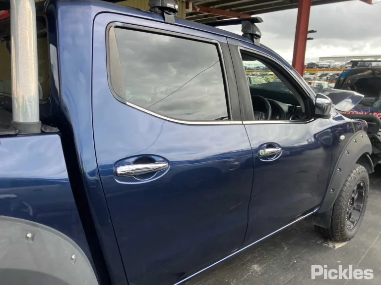 2016 Nissan Navara Damaged VIN MNTCB4D23A0021712 – odometer reading