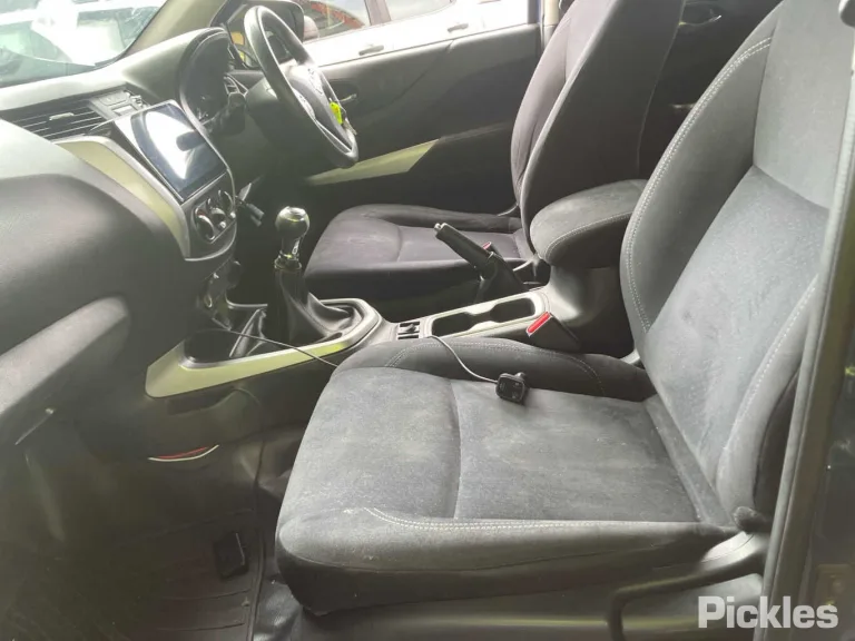 2016 Nissan Navara Damaged VIN MNTCB4D23A0021712 – photo 26