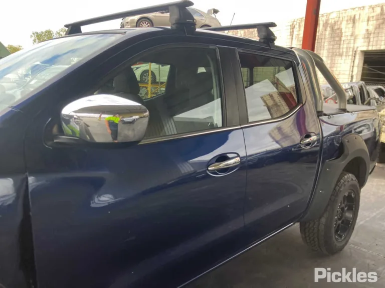 2016 Nissan Navara Damaged VIN MNTCB4D23A0021712 – photo 27