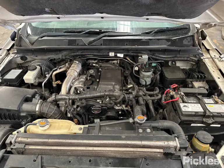 2019 Nissan Navara Damaged VIN MNTCB4D23A0059113 – photo 13