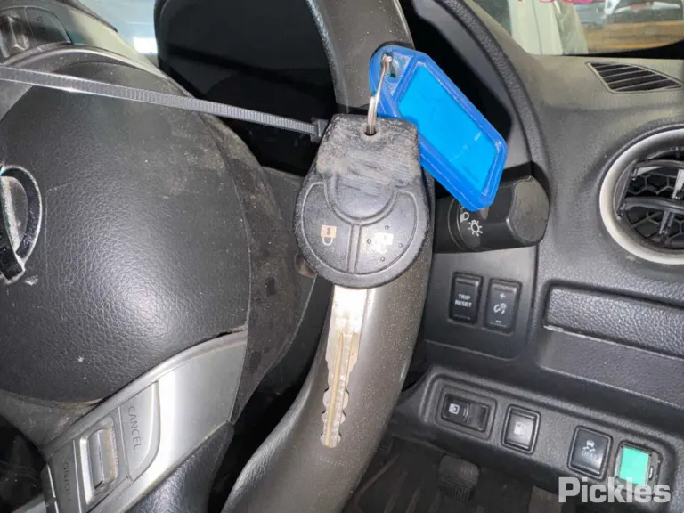 2019 Nissan Navara Damaged VIN MNTCB4D23A0059113 – photo 21