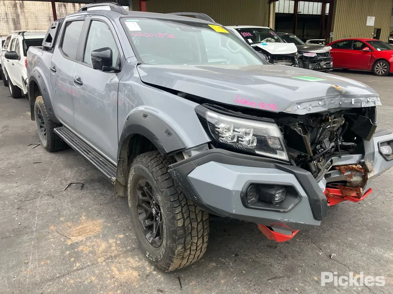 2023 Nissan Navara Used VIN MNTCBND23A0025199 – rear exterior