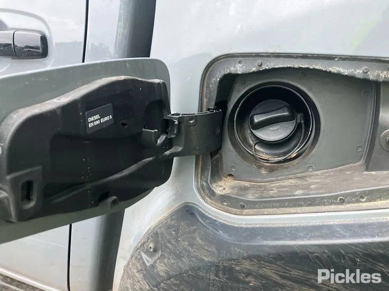 2023 Nissan Navara Used VIN MNTCBND23A0025199 – photo 31