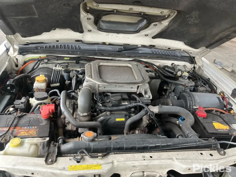 2013 Nissan Navara Used VIN MNTCPUD22A0017501 – trunk area