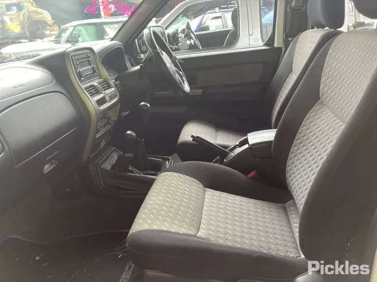 2013 Nissan Navara Used VIN MNTCPUD22A0017501 – photo 11
