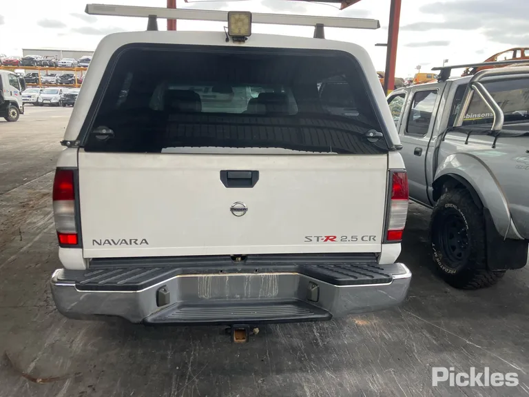 2013 Nissan Navara Used VIN MNTCPUD22A0017501 – photo 25