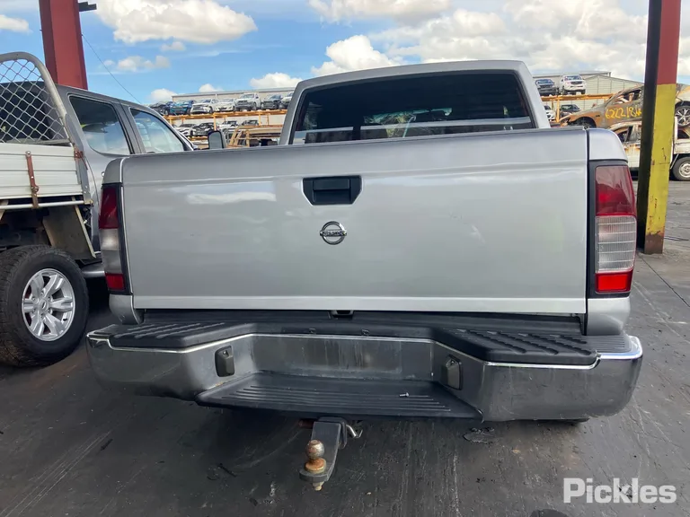 2014 Nissan Navara Used VIN MNTCPUD22A0023470 – photo 11