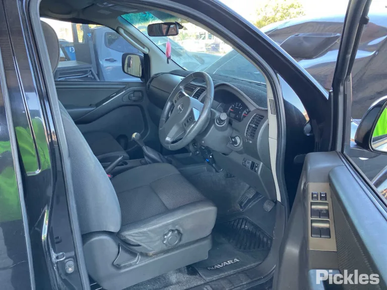 2011 Nissan Navara Damaged VIN MNTVCUD40A0021977 – photo 15