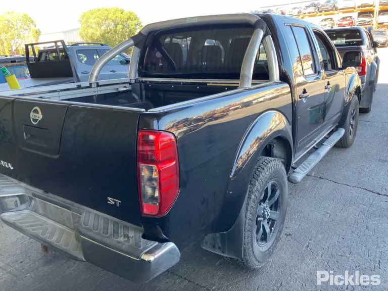 2011 Nissan Navara Damaged VIN MNTVCUD40A0021977 – photo 21