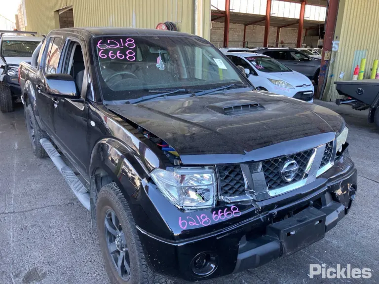 2011 Nissan Navara Damaged VIN MNTVCUD40A0021977 – photo 23