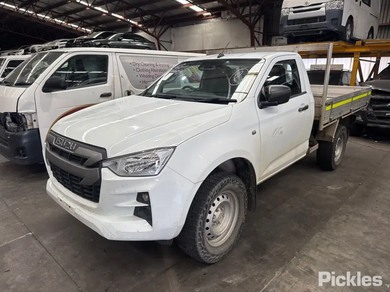 2021 Isuzu D-MAX Damaged VIN MPATFR40JMT007631 – photo 11 2021 Isuzu D-MAX Damaged VIN MPATFR40JMT007631 – photo 11