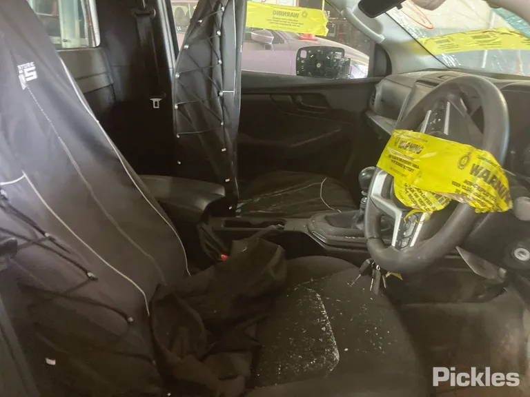 2024 Isuzu D-MAX Used VIN MPATFR87JRT003169 – side profile 2024 Isuzu D-MAX Used VIN MPATFR87JRT003169 – side profile