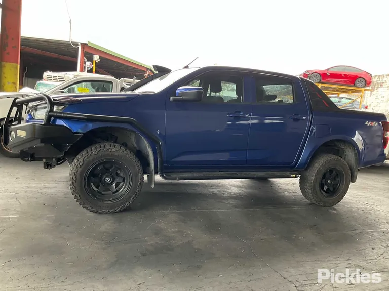 2020 Isuzu D-MAX VIN MPATFS40JMT004849