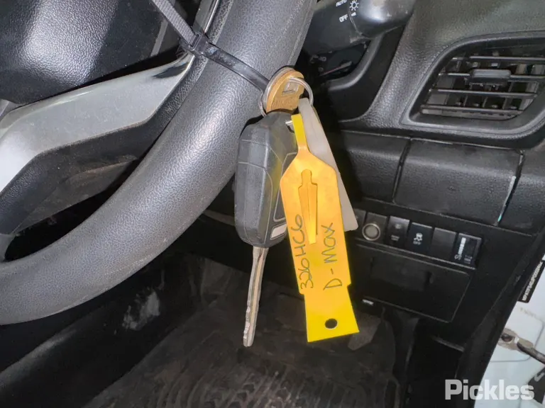 2022 Isuzu D-MAX Damaged VIN MPATFS40JPG002452 – photo 15