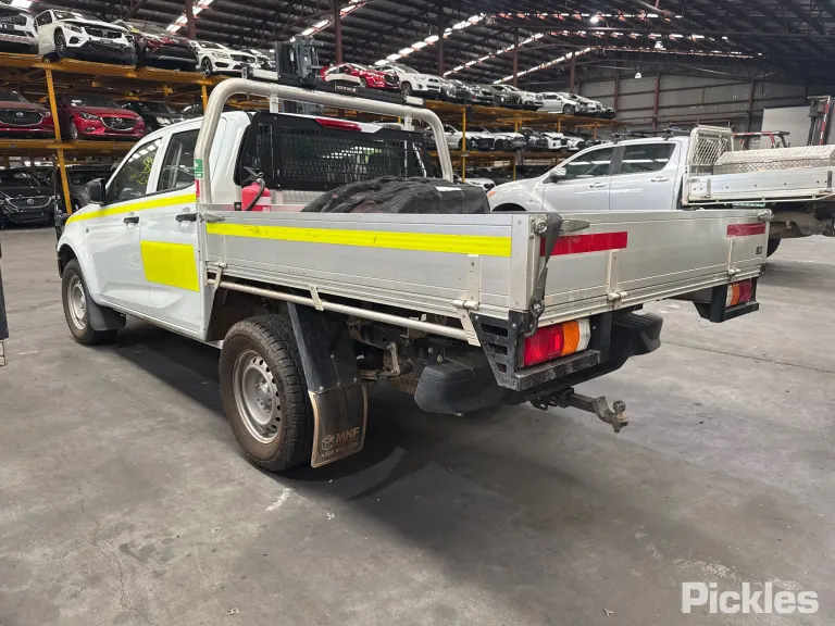 2022 Isuzu D-MAX Damaged VIN MPATFS40JPG002452 – photo 18