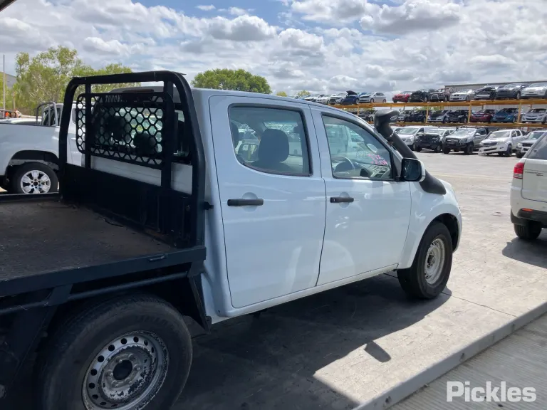 2019 Isuzu D-MAX Damaged VIN MPATFS85JKT010027 – photo 19 2019 Isuzu D-MAX Damaged VIN MPATFS85JKT010027 – photo 19
