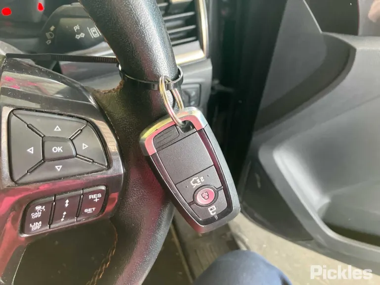 2021 Ford Ranger Damaged VIN MPBUMFF60MX346260 – interior seats