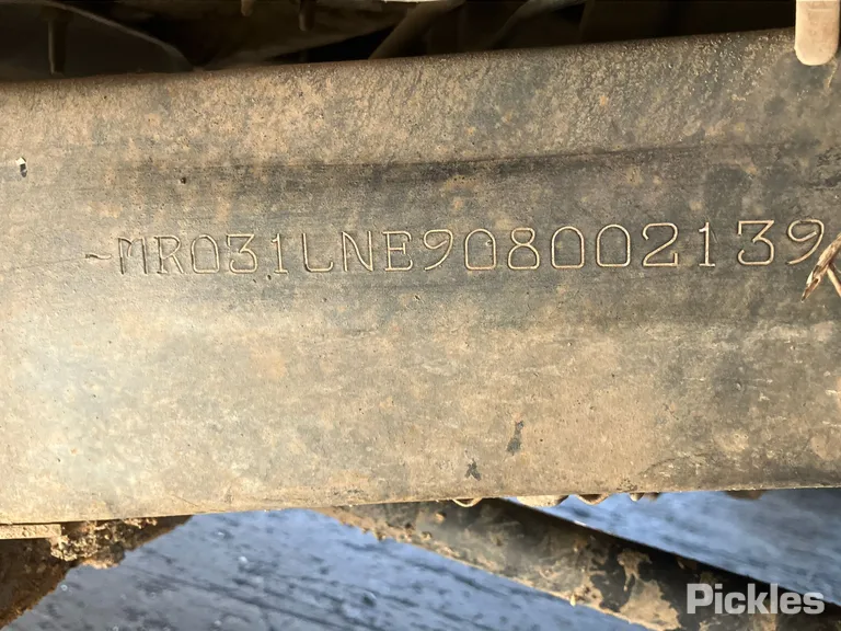 2003 Toyota Hilux Used VIN MR031LNE908002139 – photo 14