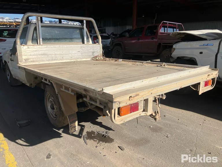 2003 Toyota Hilux Used VIN MR031LNE908002139 – photo 18