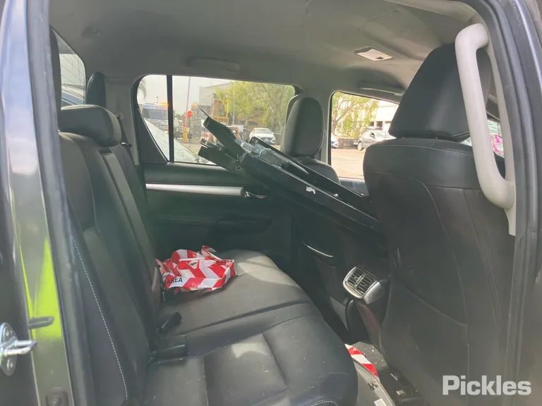 2024 Toyota Hilux Used VIN MR0BA3CD600088768 – photo 14 2024 Toyota Hilux Used VIN MR0BA3CD600088768 – photo 14