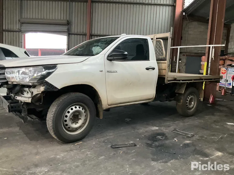 2022 Toyota Hilux - VIN MR0CB3DB305663054 2022 Toyota Hilux VIN MR0CB3DB305663054