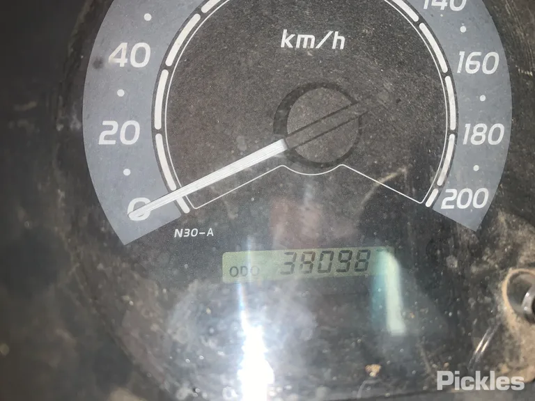 2005 Toyota Hilux Used VIN MR0CU12G400002336 – photo 11