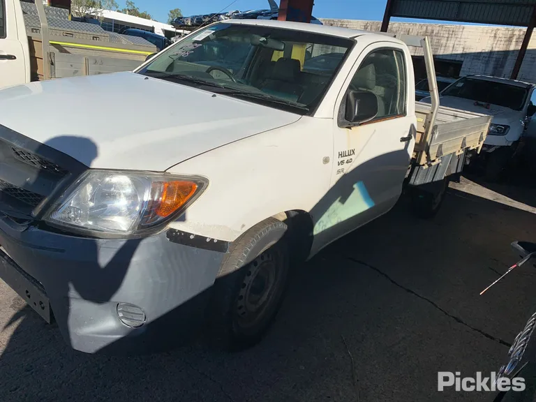 2005 Toyota Hilux Used VIN MR0CU12G400002336 – photo 14