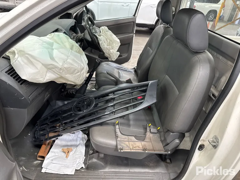 2013 Toyota Hilux Used VIN MR0CX12G300103035 – photo 21
