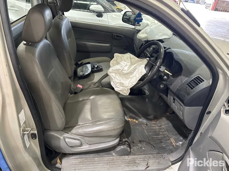 2011 Toyota Hilux Used VIN MR0CX12G700071870 – photo 15