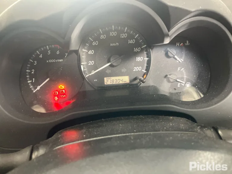 2015 Toyota Hilux Damaged VIN MR0CX12G800134331 – rear exterior