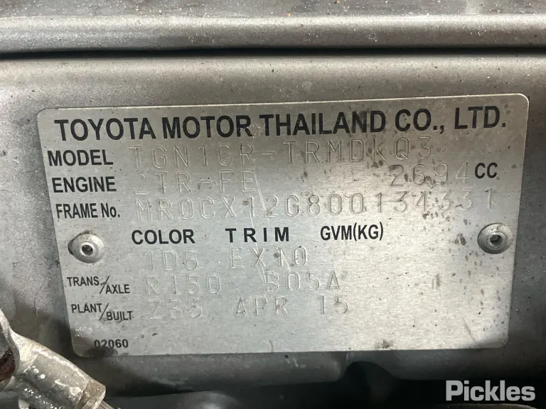 2015 Toyota Hilux Damaged VIN MR0CX12G800134331 – side profile