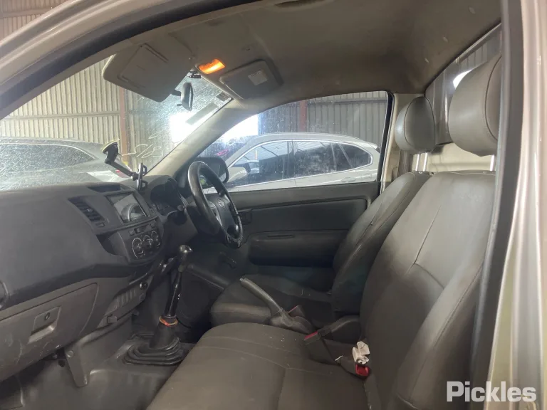 2015 Toyota Hilux Damaged VIN MR0CX12G800134331 – photo 12