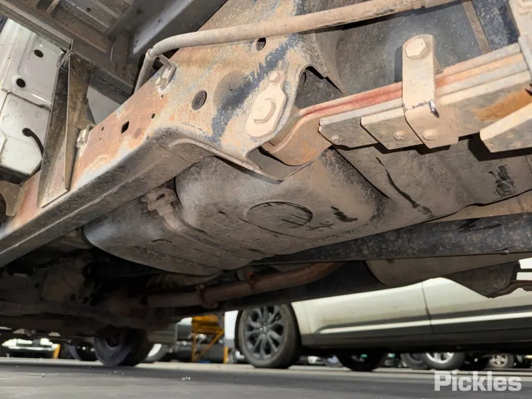2015 Toyota Hilux Damaged VIN MR0CZ12G900039268 – rear exterior