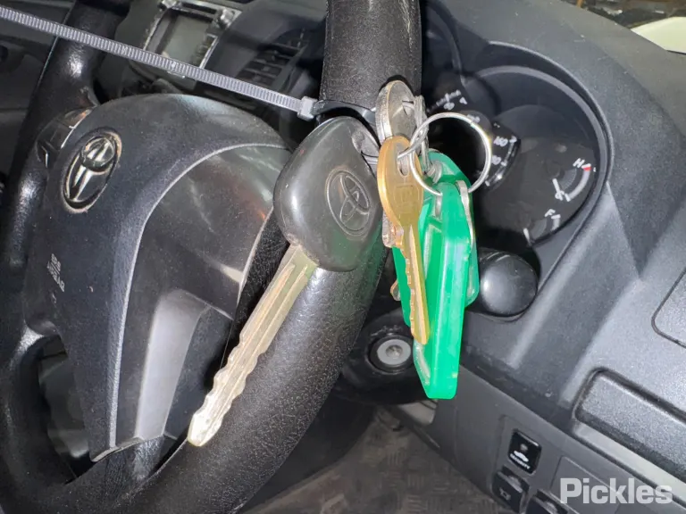 2015 Toyota Hilux Damaged VIN MR0CZ12G900039268 – photo 14