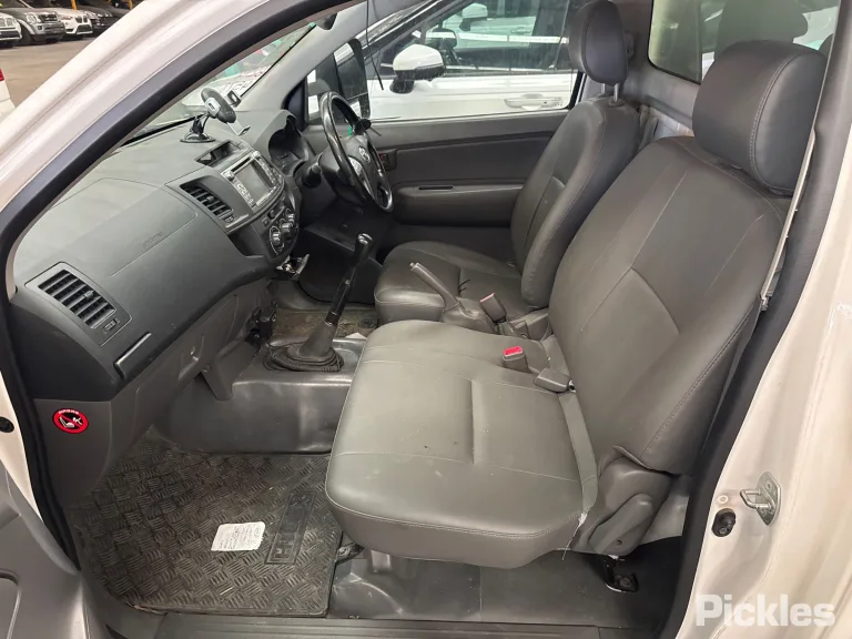 2015 Toyota Hilux Damaged VIN MR0CZ12G900039268 – photo 17