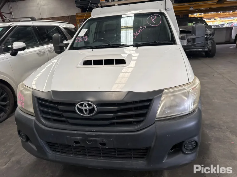 2015 Toyota Hilux Damaged VIN MR0CZ12G900039268 – photo 19