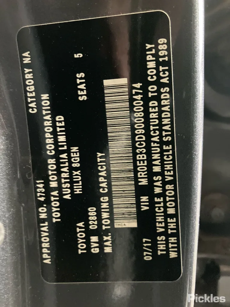 2017 Toyota Hilux Used VIN MR0EB3CD900800474 – photo 14