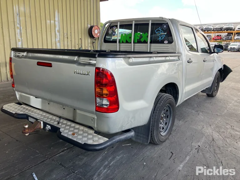 2008 Toyota Hilux Used VIN MR0EX12G302018144 – photo 21 2008 Toyota Hilux Used VIN MR0EX12G302018144 – photo 21