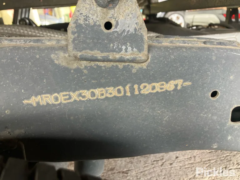 2018 Toyota Hilux Damaged VIN MR0EX3CB301120967 – photo 27 2018 Toyota Hilux Damaged VIN MR0EX3CB301120967 – photo 27