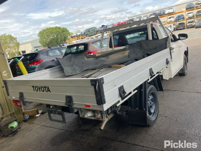 2018 Toyota Hilux Damaged VIN MR0EX3CB301120967 – photo 28 2018 Toyota Hilux Damaged VIN MR0EX3CB301120967 – photo 28