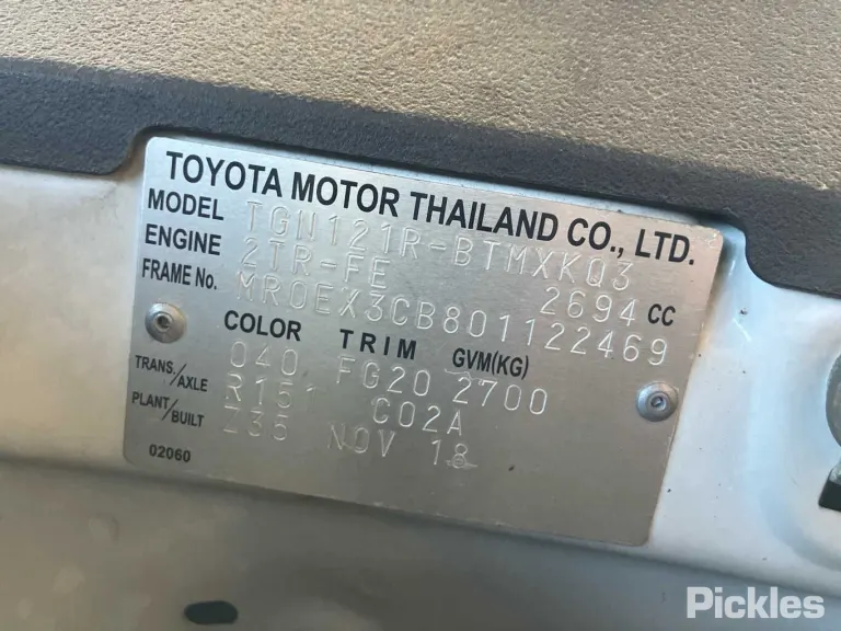 2018 Toyota Hilux Damaged VIN MR0EX3CB801122469 – engine bay